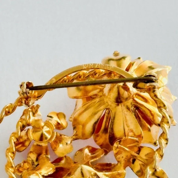 Vintage Brooch & Earring Set Pink Flowers, Rhinestones Gold Tone. - Picture 10 of 12